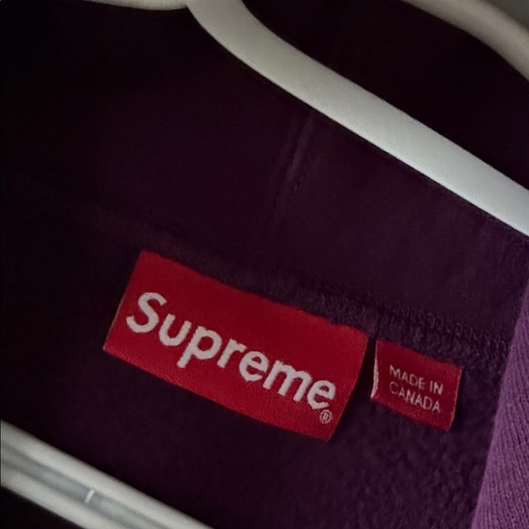 Supreme Deep Purple Hoodie with Logo 100% authentic - Picture 2 of 5